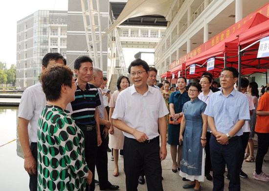 1568104994638460.jpg 王书记-1.jpg