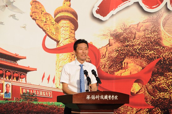 2升旗仪式.jpg