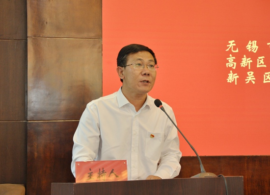 2张国华书记主持_副本.jpg